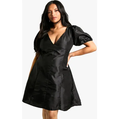 Grande Taille - Robe Patineuse Plissée À Manches Bouffantes - 50 - boohoo - Modalova