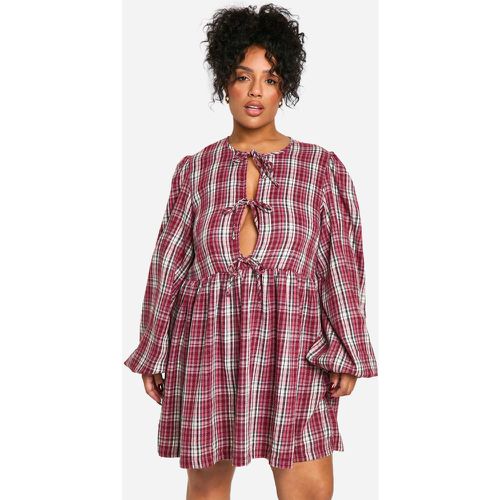 Grande Taille - Robe Babydoll Nouée À Carreaux - 46 - boohoo - Modalova