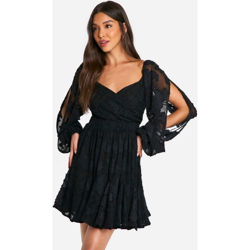 Robe Patineuse Texturée Nouée À Manches Bouffantes - 38 - boohoo - Modalova