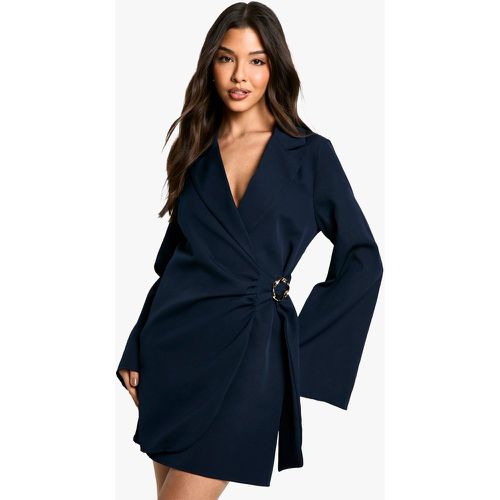 Robe Blazer Nouée À La Taille Avec Boucle - 38 - boohoo - Modalova