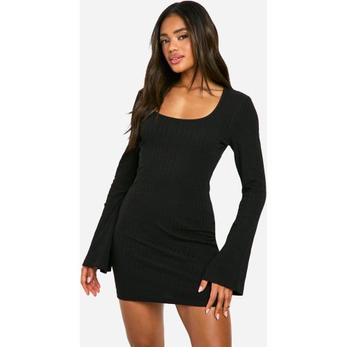Robe Courte Côtelée À Manches Évasées - 40 - boohoo - Modalova