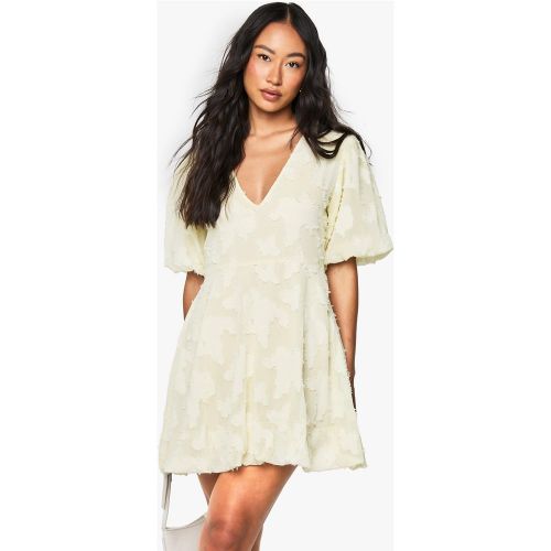 Robe Courte Fleurie À Décolleté Plongeant - 36 - boohoo - Modalova