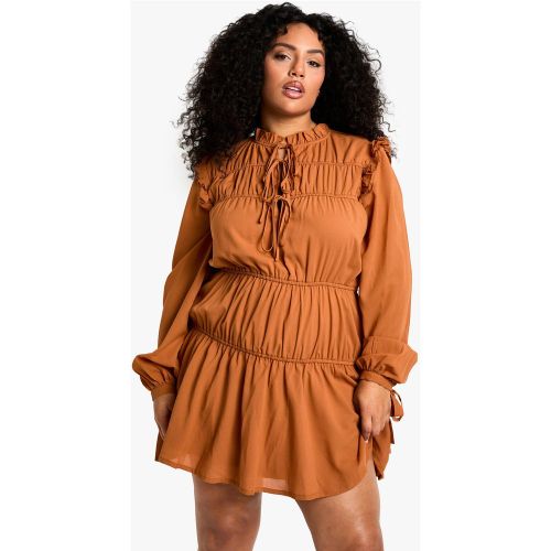 Grande Taille - Robe Volantée Froncée - 44 - boohoo - Modalova
