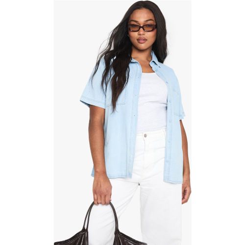 Grande Taille - Chemise En Jean À Manches Courtes - 44 - boohoo - Modalova