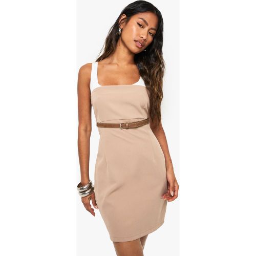 Robe Courte À Ceinture Et Bretelles - L - boohoo - Modalova