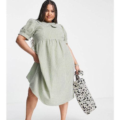 Pieces Curve - Robe babydoll mi-longue à manches bouffantes - Vichy vert - Pieces Plus - Modalova