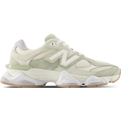Commandez maintenant New Balance 9060 - Chaussures - 46.5 - Vert - Cuir. Soyez les premiers à mettre la main sur les baskets, les survêtements, les - 314218343904120 - Modalova
