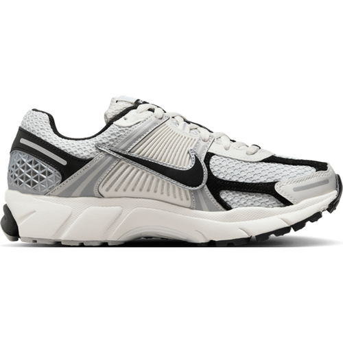 Zoom Chaussures - Gris - Taille: 36 - Maille/synthétique - Foot Locker - Nike - Modalova