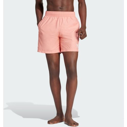 Adicolor Essentials Shorts - Rouge - Taille: XS - Foot Locker - Adidas - Modalova