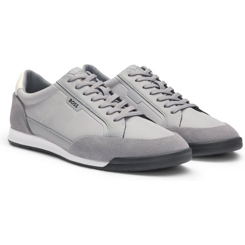 Baskets basses avec du cuir suédé et similicuir - Boss - Modalova