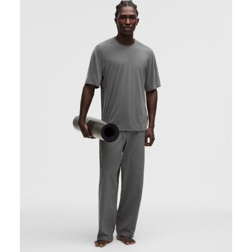“ Pantalon Balancer coupe dÃ©contractÃ©e Standards â€“ Gris â€“ Taille L - lululemon - Modalova