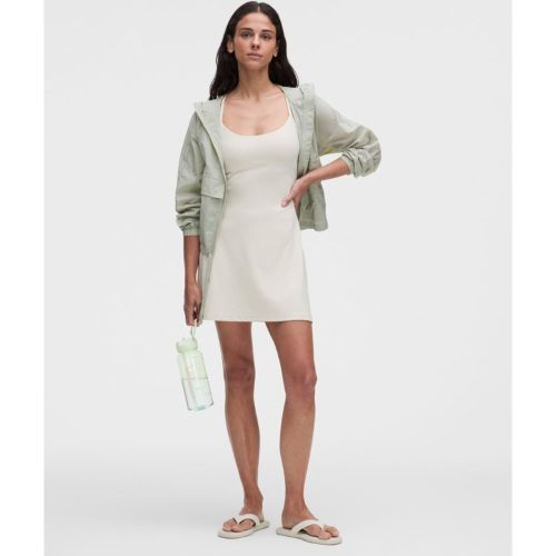 “ Robe Flow Y en Nulu Maintien lÃ©ger, bonnets B et Cs â€“ Taille M - lululemon - Modalova