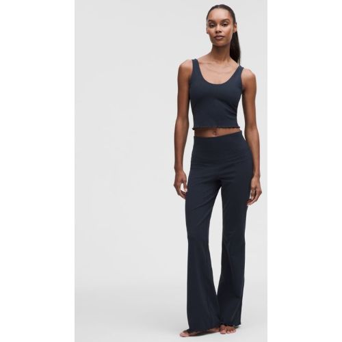 “ Legging Align Ã©vasÃ© taille haute ourlet ondulÃ©s â€“ Bleu â€“ Taille 2 - lululemon - Modalova