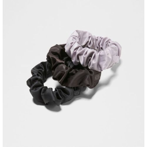 “ Chouchou Uplifting en satin Lot de 3 â€“ Noir - lululemon - Modalova
