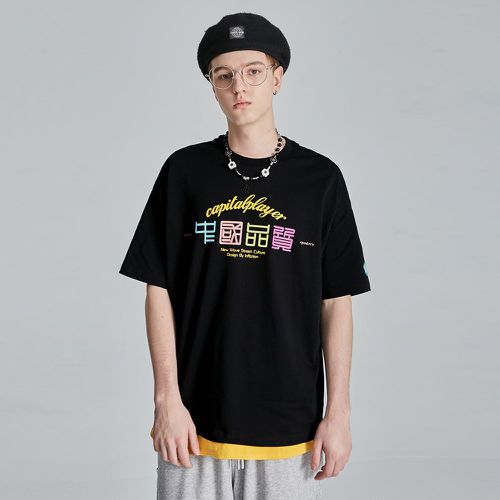 T-shirt à motif de caractère chinois avec pièces - SHEIN - Modalova