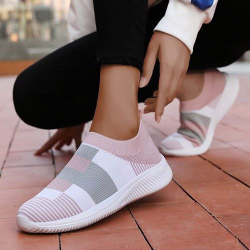 Chaussures de course glissantes avec blocs de couleurs - SHEIN - Modalova
