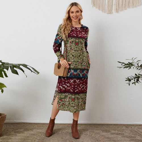 Robe à imprimé floral à blocs de couleurs fendue - SHEIN - Modalova