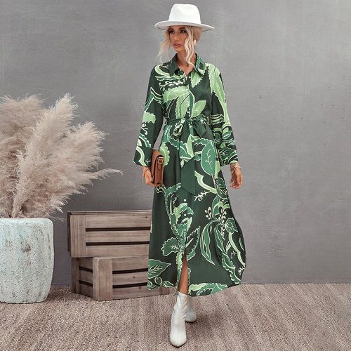 Robe chemise à imprimé végétale ceinturée - SHEIN - Modalova