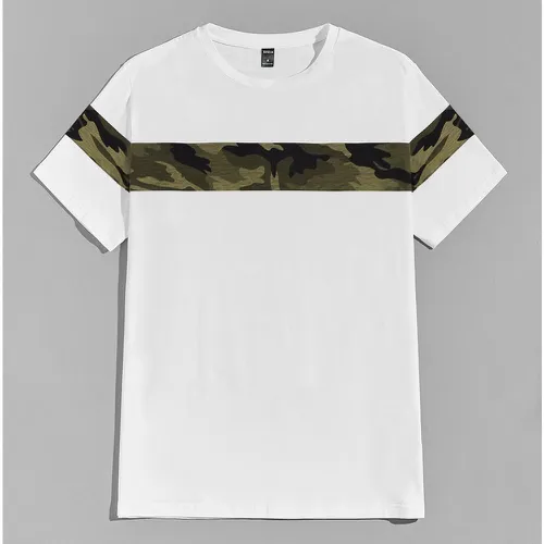 T-shirt à imprimé camouflage - SHEIN - Modalova