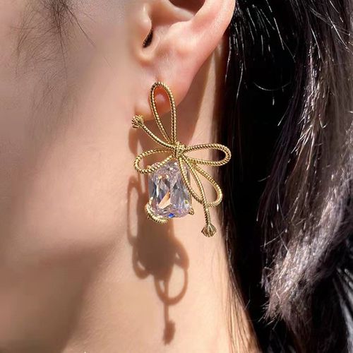 Clous d'oreilles zircone cubique à nœud papillon - SHEIN - Modalova