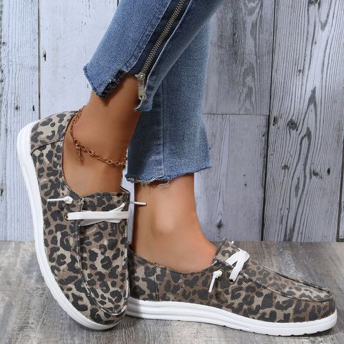 Chaussures skateboard à motif léopard à lacets - SHEIN - Modalova