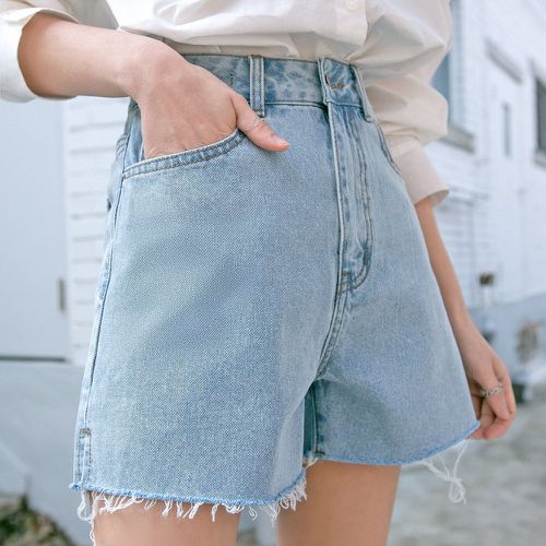 Short en jean à poche à ourlet effiloché - SHEIN - Modalova