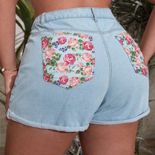 Short en jean contrastant fleuri à poche taille haute - SHEIN - Modalova