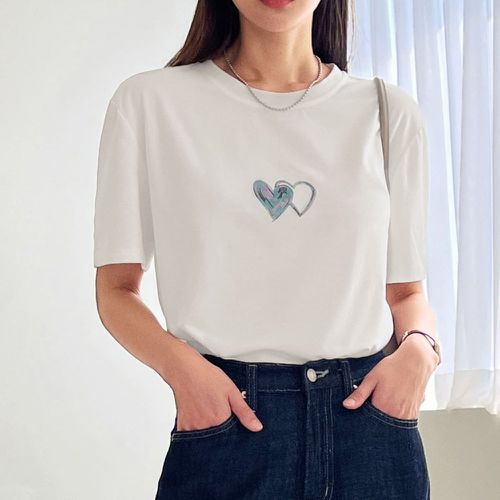 T-shirt à imprimé cœur col rond - SHEIN - Modalova