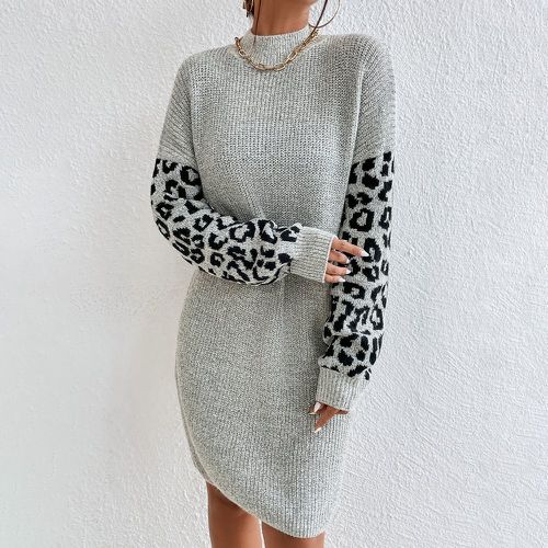 Robe pull à motif léopard à col montant (sans ceinture) - SHEIN - Modalova