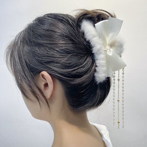 Griffe à cheveux avec nœud à fausse perle duveteux - SHEIN - Modalova