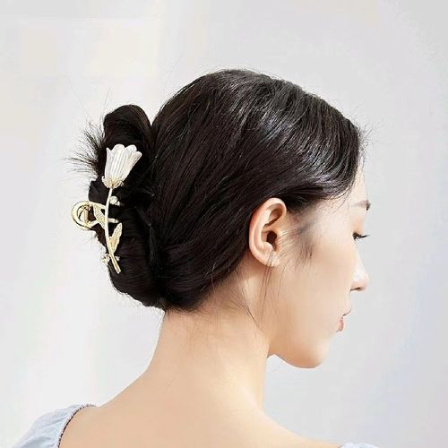 Griffe à cheveux à strass et fausses perles design fleur - SHEIN - Modalova