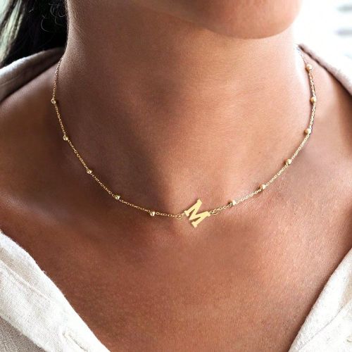 Pièce Collier ras du cou classique en acier inoxydable avec perle initiales - SHEIN - Modalova