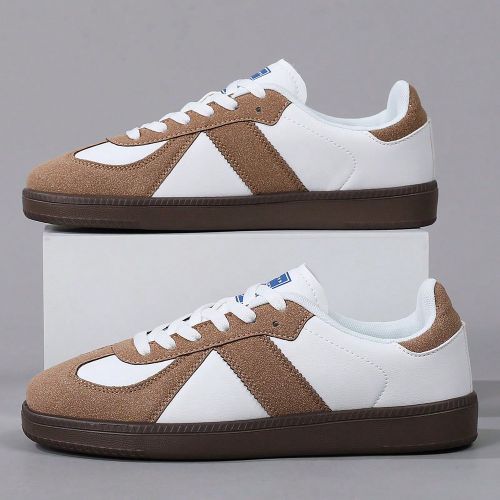 Baskets légères à semelle souples, chaussures de sport à lacets et bout rond, chaussures plates de style casual - SHEIN - Modalova