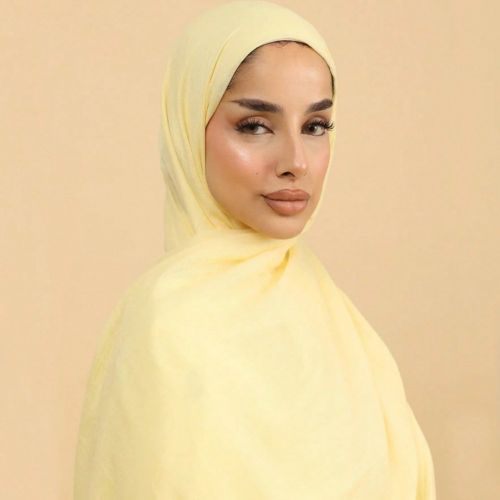 Pièce Hijabs en jersey premiums, foulard élégant et décontracté de couleur unie minimaliste classique, avec bord. Fabriqué en tissu tricoté mod - SHEIN - Modalova