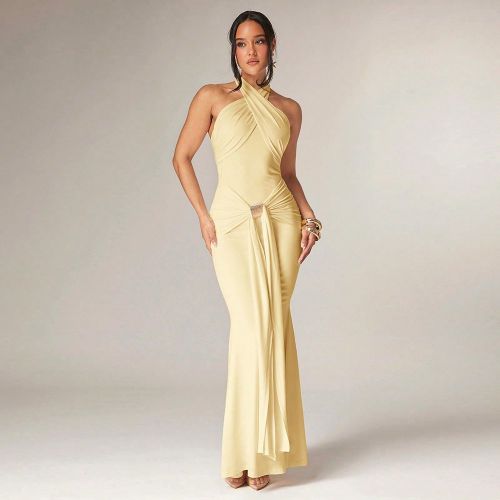 Robe maxi à manches longuess avec design superposé élégant. Fente centrale à l'avant, décoration bouton métallique, tissu tricot stretch. Convi - SHEIN - Modalova