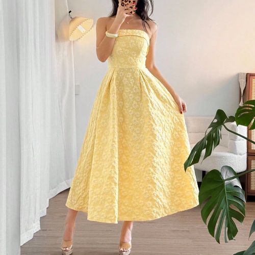 Robe midi évasée élégante et romantique à taille haute, sans bretelles, couleur jaune, convient pour les rendez-vous, les vacances et les fêtes - SHEIN - Modalova