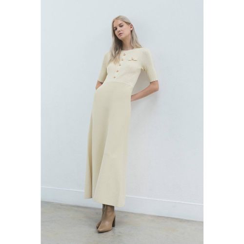Robe maxi en maille côtelée avec garniture militaire | Taille Medium - KarenMillen - Modalova