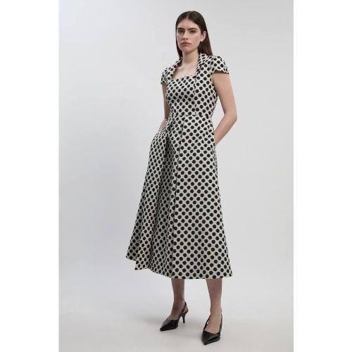 Robe Midi Ajustée à Col Carré et Jupe Évasée en Jacquard à Pois | Taille 16 - KarenMillen - Modalova