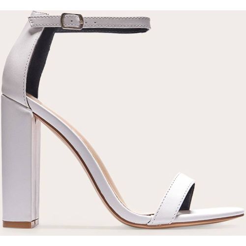 White Sandale À Talon Bloc May | Taille 41 - PrettyLittleThing - Modalova
