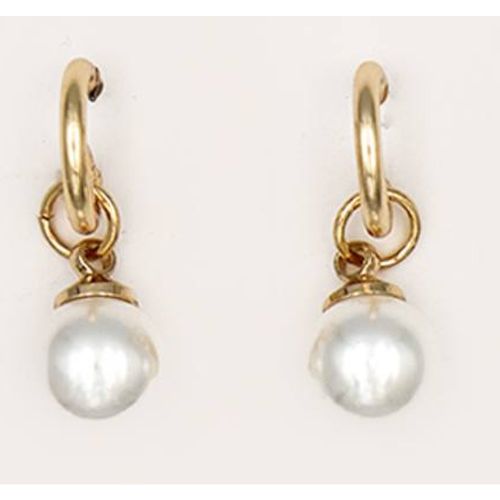 Gold Boucles D'oreilles Créoles Mini Ornées De Perles Délicates - PrettyLittleThing - Modalova