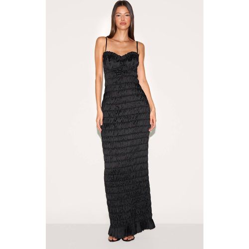 Black Robe Longue En Satin À Imprimé Fleuri Ditsy Avec Fronces Et Armatures | Taille 36 - PrettyLittleThing - Modalova
