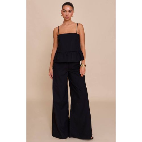 Black Combinaison À Superposition Avec Détail Péplum En Mélange De Lin | Taille 32 - PrettyLittleThing - Modalova