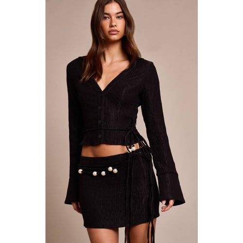 Black Ensemble Mini-jupe À Texture Plissée Avec Détails De Perles | Taille 42 - PrettyLittleThing - Modalova