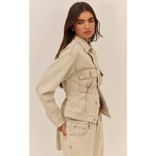 Stone Veste En Jean Plissée Avec Dos Cintré | Taille 42 - PrettyLittleThing - Modalova