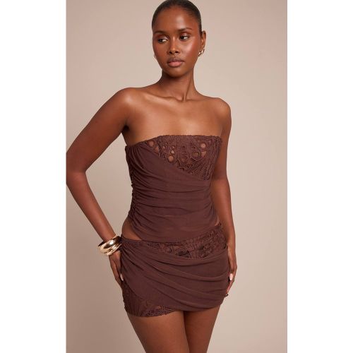Brown Corset À Détail Drapé En Dentelle Florale | Taille 38 - PrettyLittleThing - Modalova