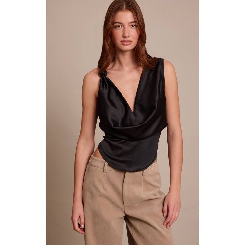 Black Haut Col Bénitier Avec Détails Bordés De Satin | Taille 42 - PrettyLittleThing - Modalova