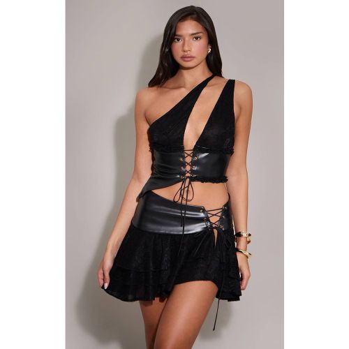 Black Haut Col En V À Lacets Avec Détails En Dentelle Et Synthétiquecuir | Taille 36 - PrettyLittleThing - Modalova