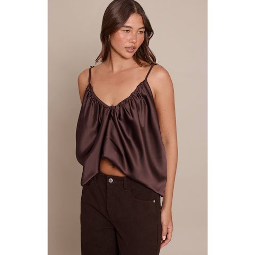Deep Chocolate Top Caraco À Bretelles En Satin Avec Détail Bouffant | Taille 42 - PrettyLittleThing - Modalova