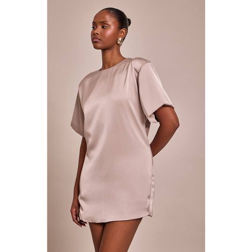 Robe T-shirt En Satin | Taille 32 - PrettyLittleThing - Modalova