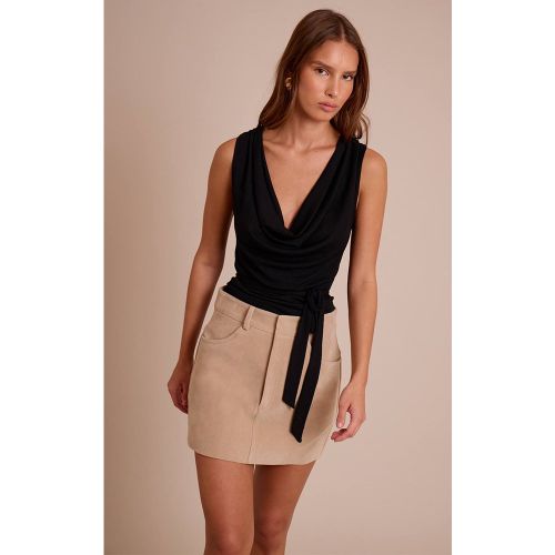Black Haut Long Beige En Mesh Dévoré Avec Col Bénitier Et Détail Ceinture Nouée À La Taille | Taille 32 - PrettyLittleThing - Modalova